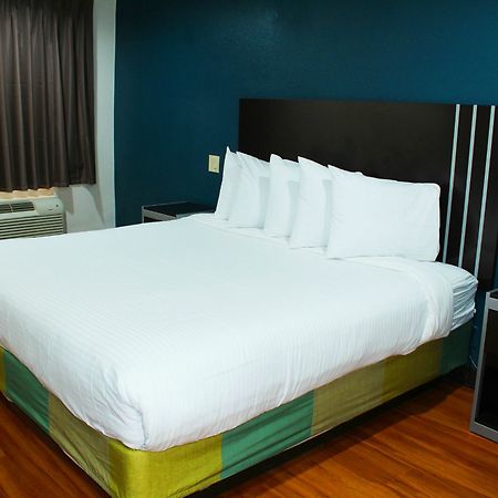 Stay Express Inn Dallas - Fair Park / Downtown (Adults Only) Экстерьер фото